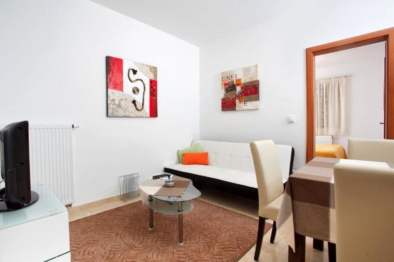 Apartments Tisno - Villa Mare Exterior photo
