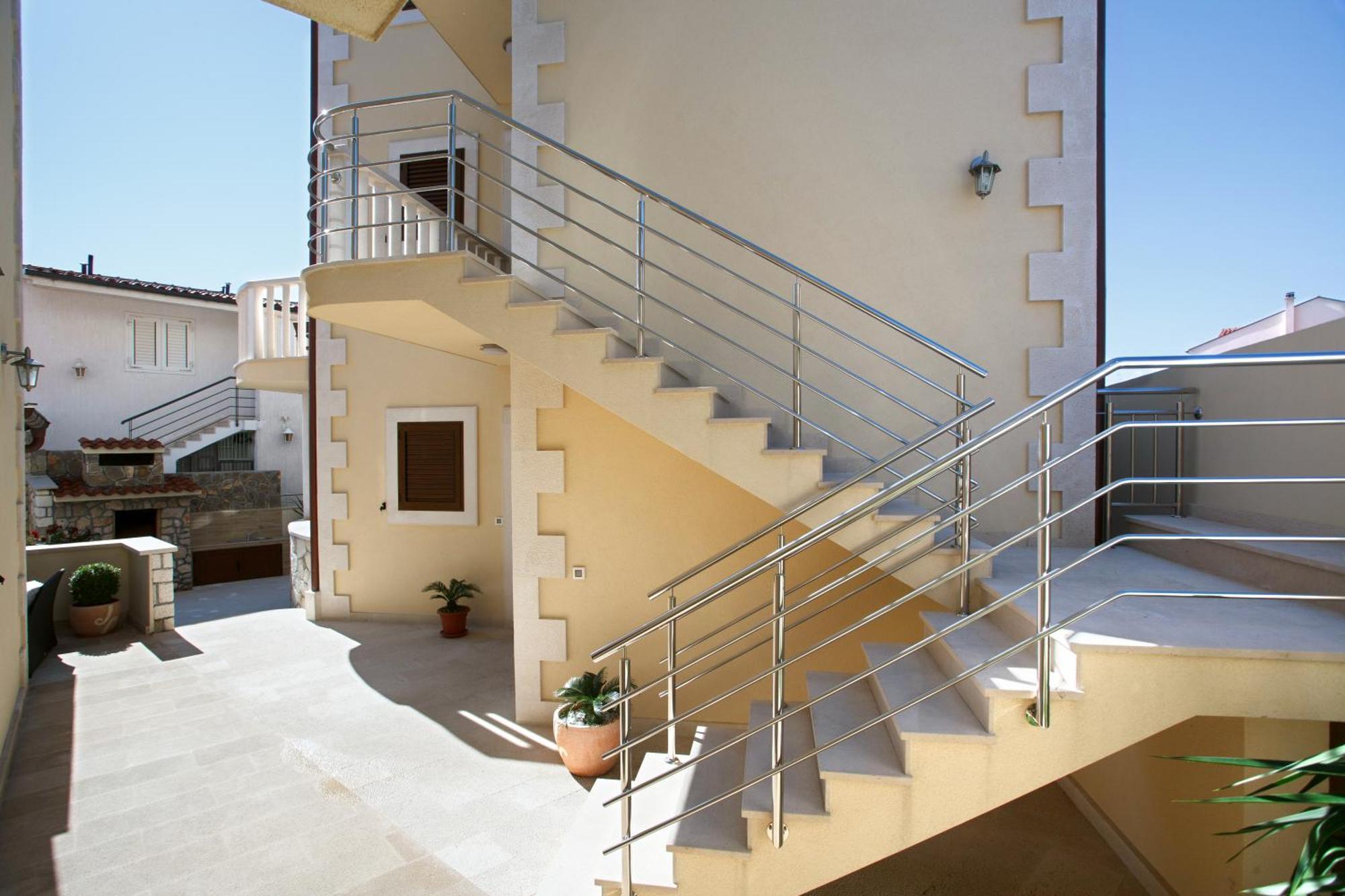 Apartments Tisno - Villa Mare Exterior photo