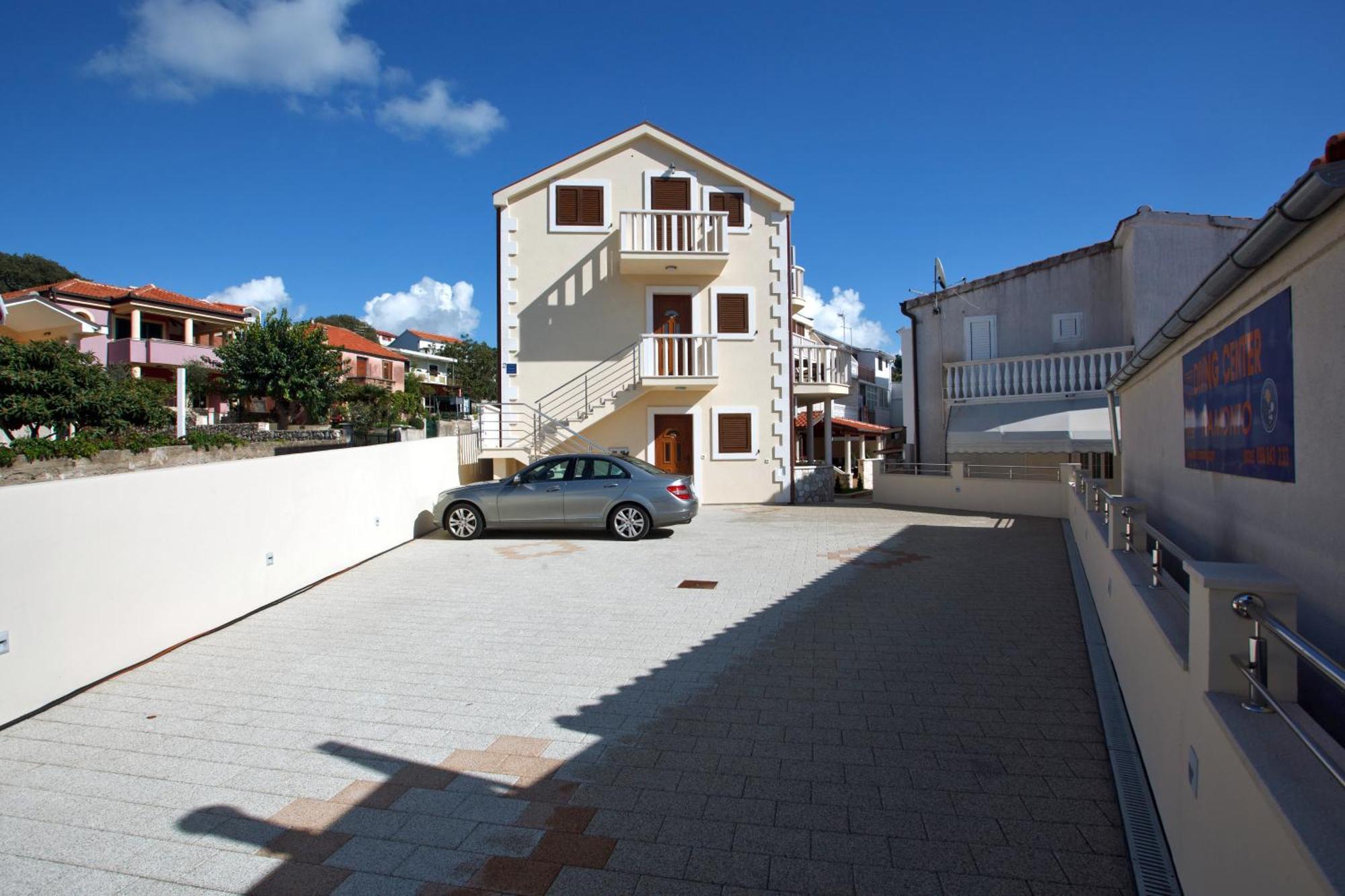Apartments Tisno - Villa Mare Exterior photo