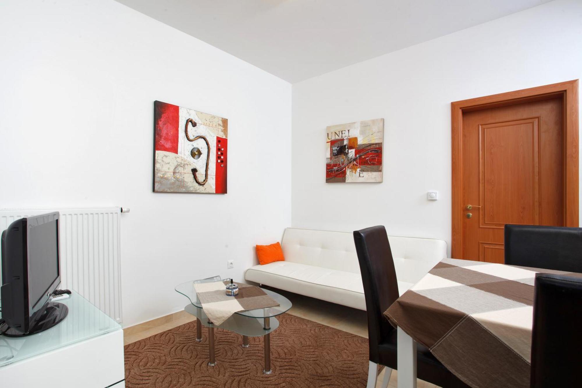 Apartments Tisno - Villa Mare Exterior photo