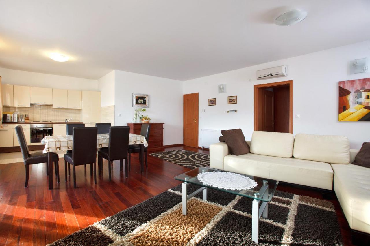 Apartments Tisno - Villa Mare Room photo